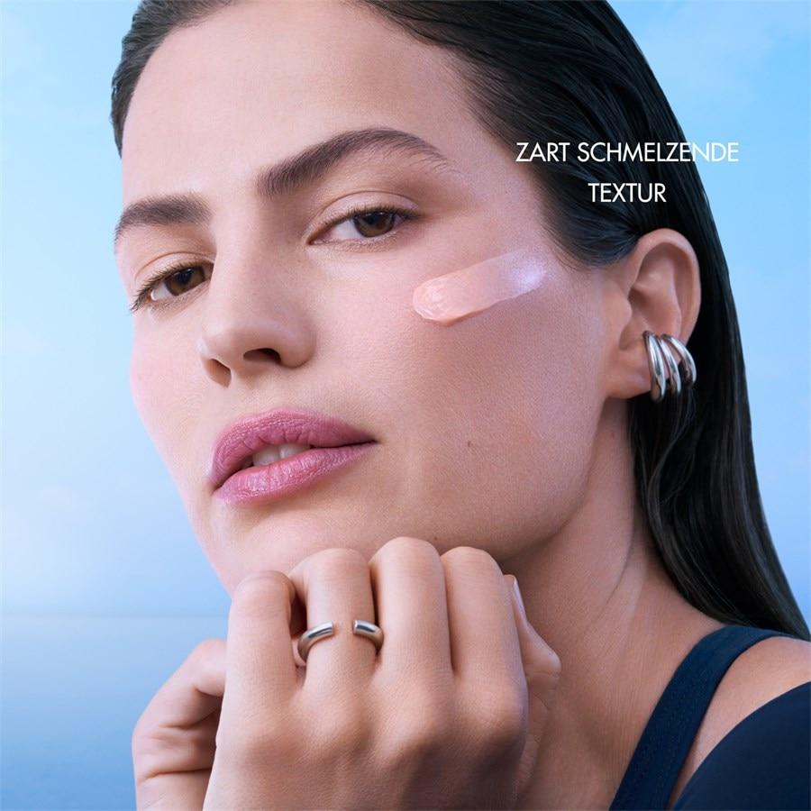 Blue Therapy Blue Peptides Uplift Cream Night Von Biotherm