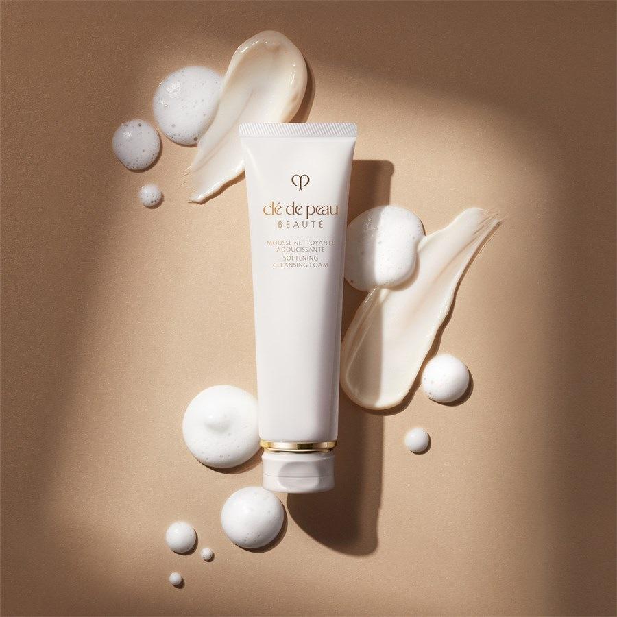 Clé De Peau Beauté Clarifying Cleansing Foam