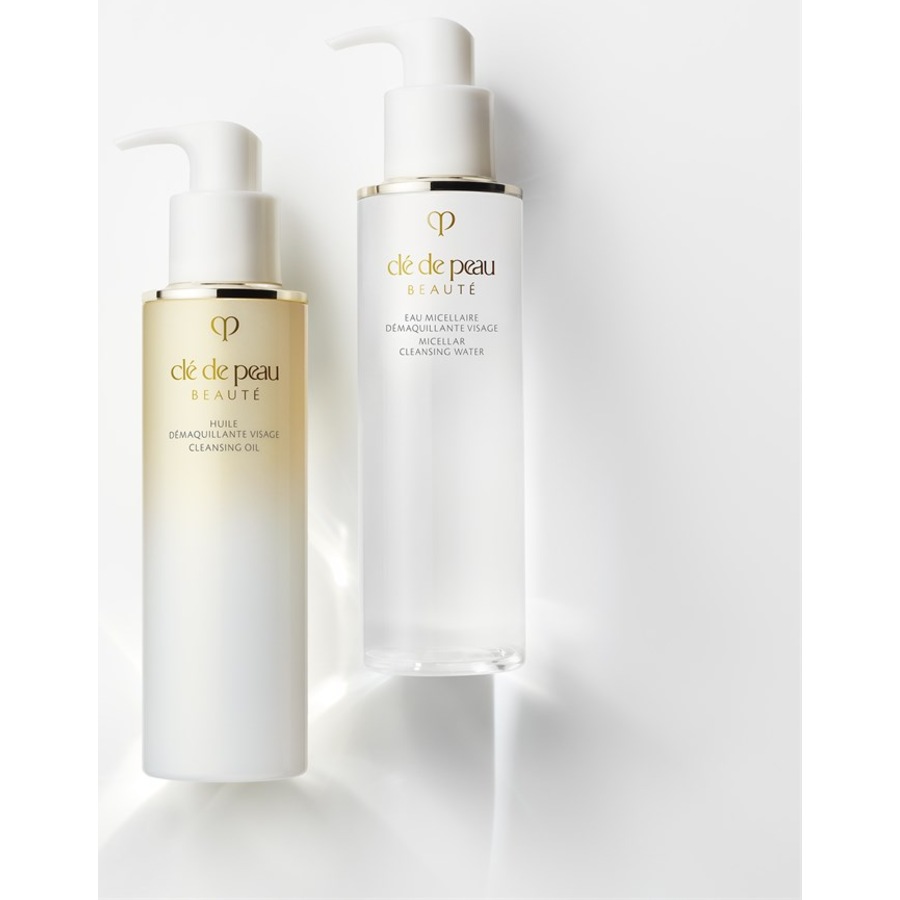 Clé De Peau Beauté Cleansing Oil