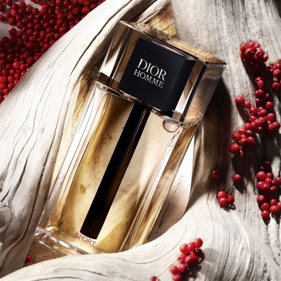 DIOR Dior Homme Eau De Toilette Spray DIOR HYDRA LIFE