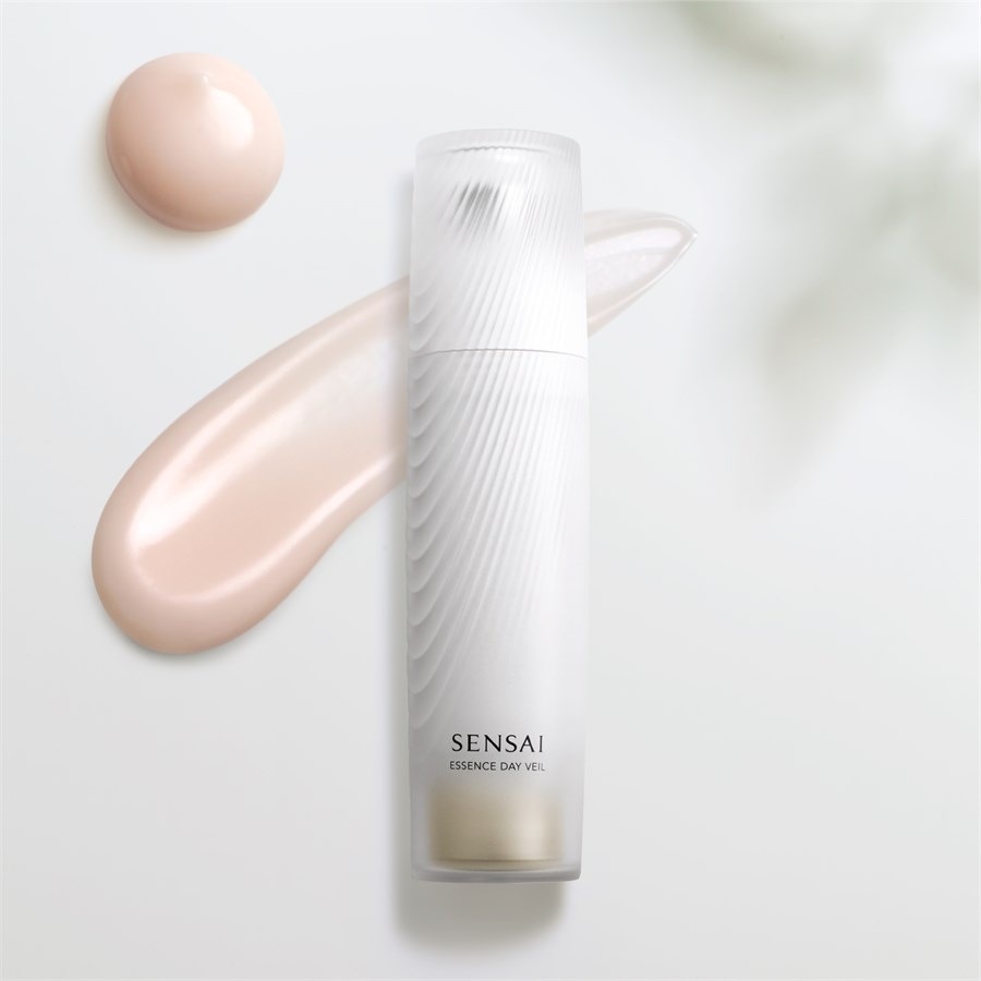 Expert Products Essence Day Veil Von SENSAI