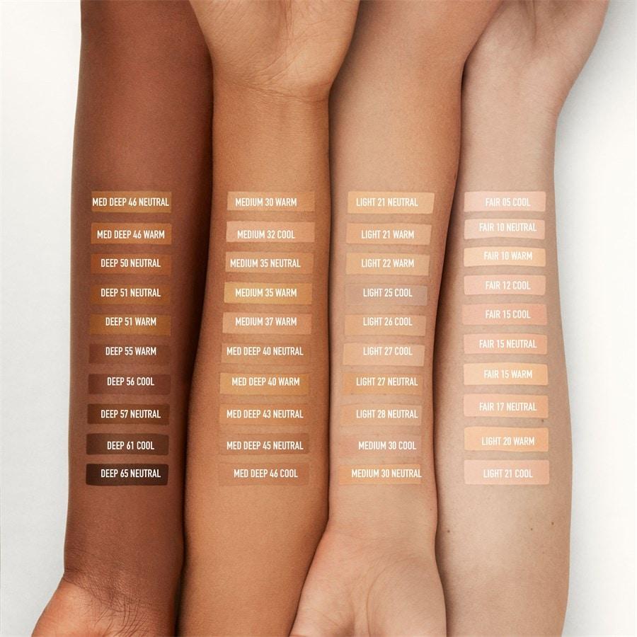 Foundation BAREPRO® 24HR Wear Skin-Perfecting Matte Liquid Foundation Mineral SPF 20 Von BareMinerals