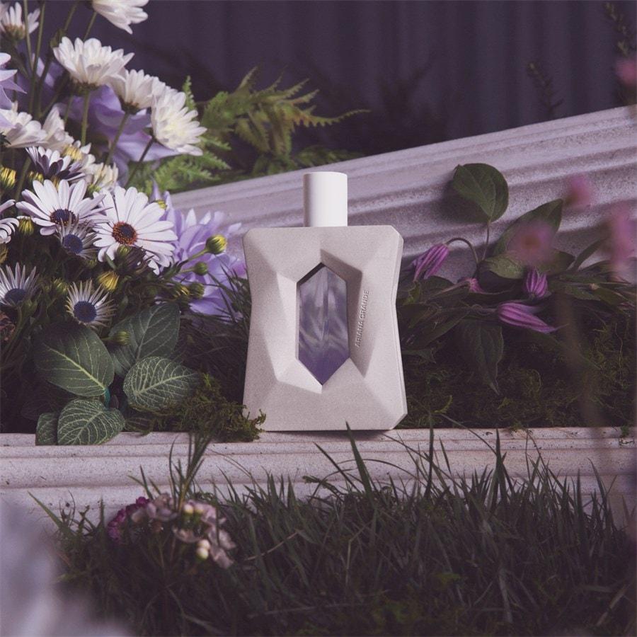 God Is A Woman Eau De Parfum Spray Von Ariana Grande
