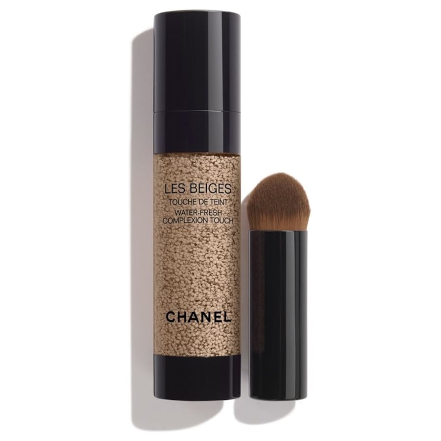 HEALTHY GLOW MAKE-UP LES BEIGES TOUCHE DE TEINT Vielseitiges Make-up mit Mikrokapsel-Pigmenten für einen erfrischten Teint. Gleicht aus verleiht Leuchtkraft spendet Feuchtigkeit. Natürlich frischer Teint. von CHANEL ❤️ onl