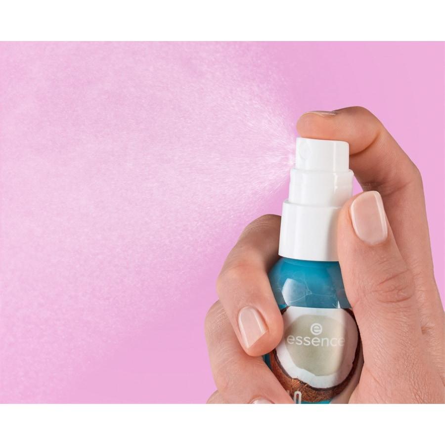Hello Good Stuff 48H Hydro Fixing Spray Von Essence