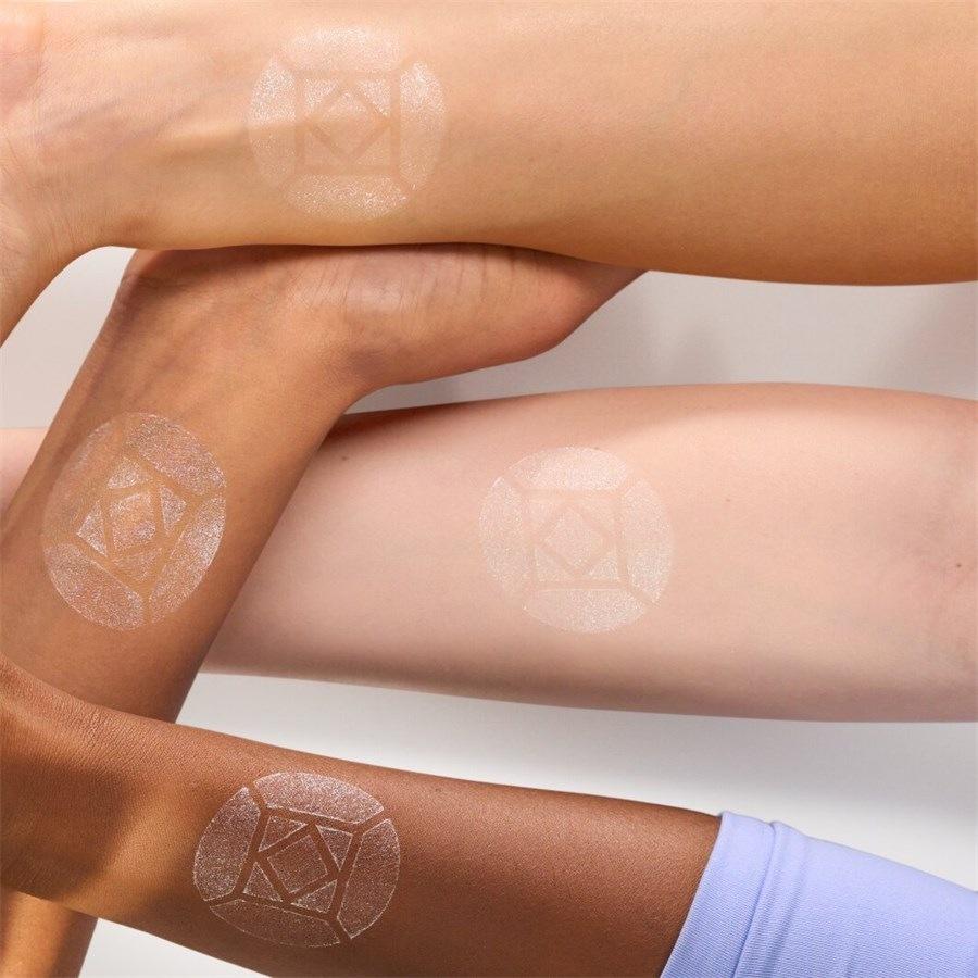 Highlighter Baby Got Diamond Highlighter Stick Von Essence