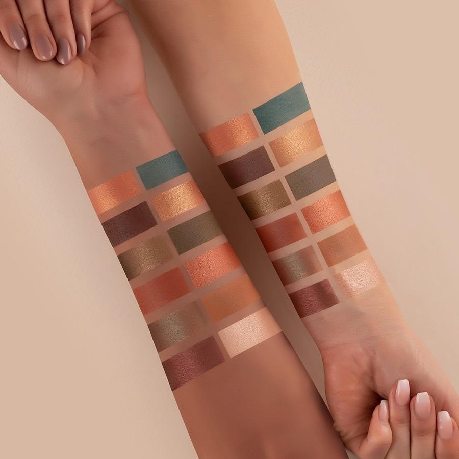 Lidschatten Eyeshadow Palette Von Luvia Cosmetics