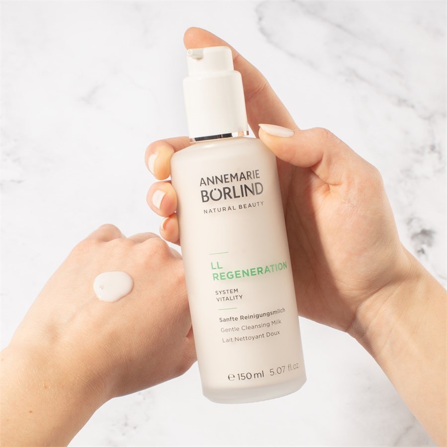 LL REGENERATION Sanfte Reinigungsmilch Von ANNEMARIE BÖRLIND