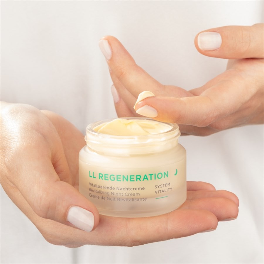 LL REGENERATION Vitalisierende Nachtcreme Von ANNEMARIE BÖRLIND