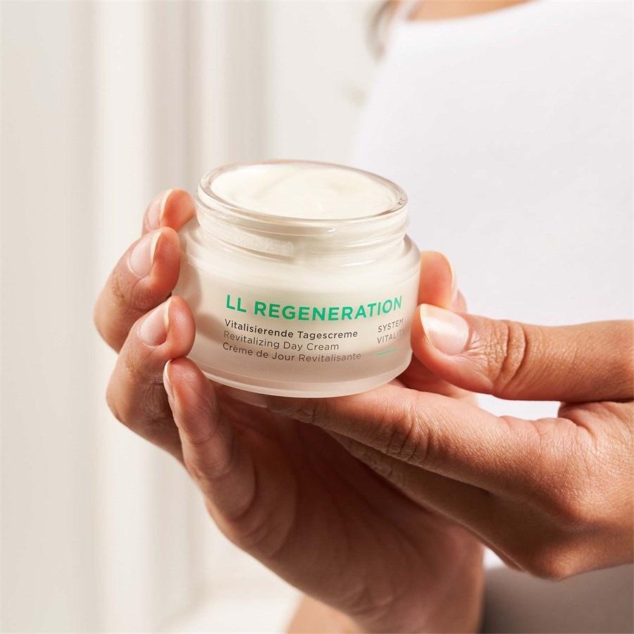 LL REGENERATION Vitalisierende Nachtcreme Von ANNEMARIE BÖRLIND