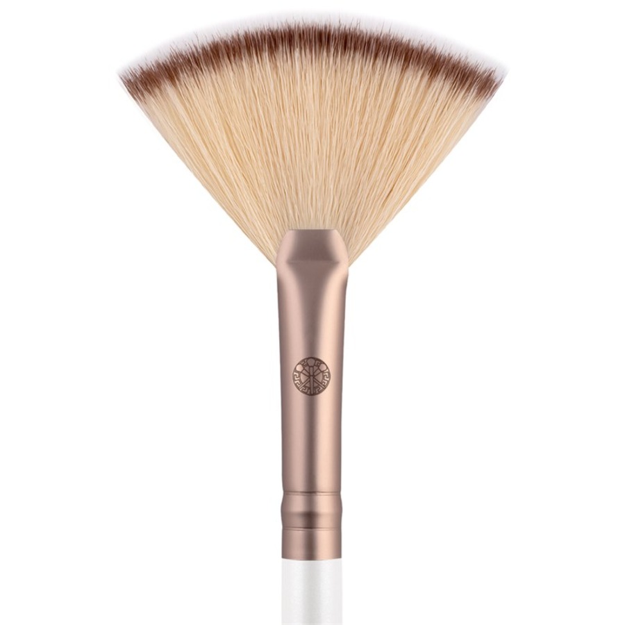 Luvia Cosmetics 211 Fan Brush - Elegance
