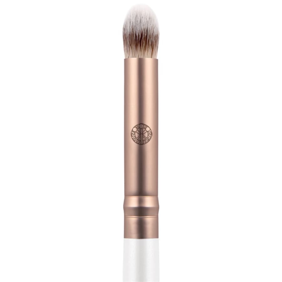 Luvia Cosmetics 330 Pointed Crease Brush - Elegance