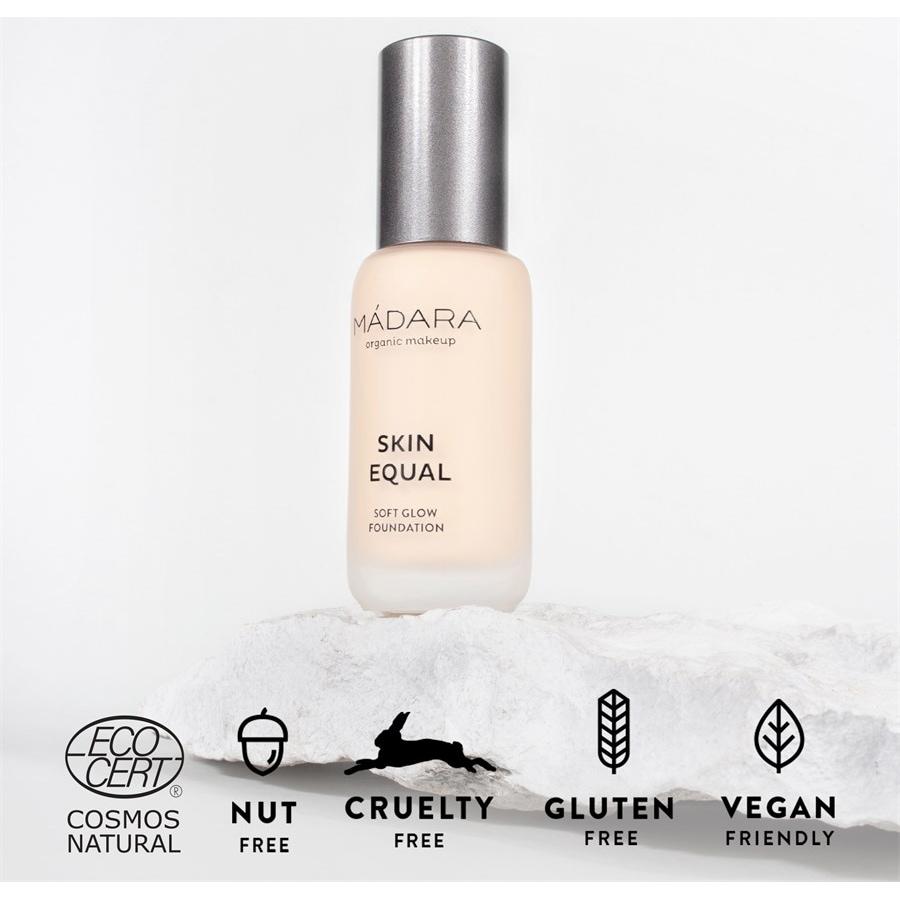 MÁDARA Skin Equal Soft Glow Foundation SPF15
