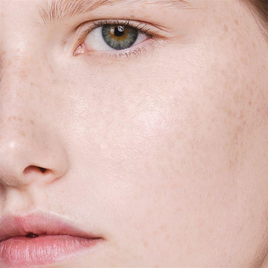 MÁDARA The Concealer