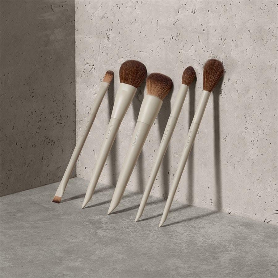 Morphe A14 Signature Precision Setting Brush M X ARIEL