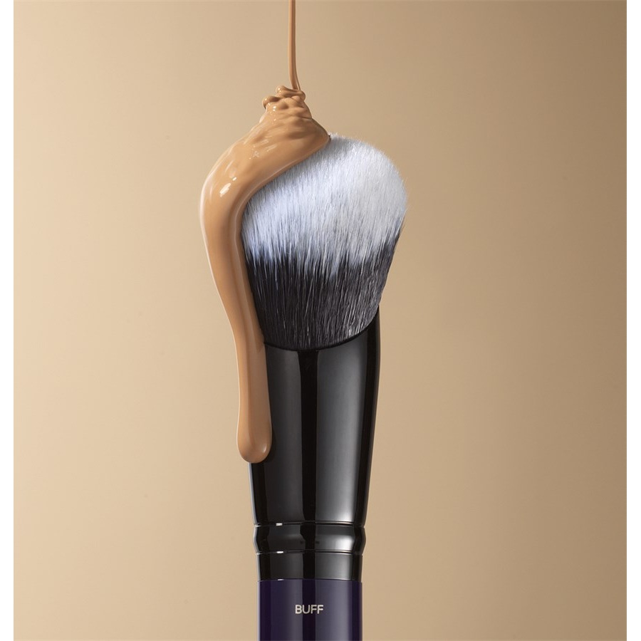 Pinsel The Duet Foundation Brush Von Kevyn Aucoin