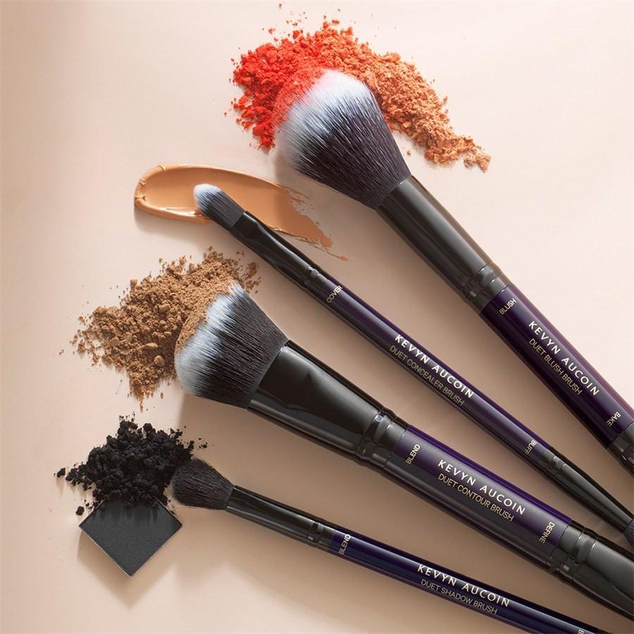 Pinsel The Duet Foundation Brush Von Kevyn Aucoin