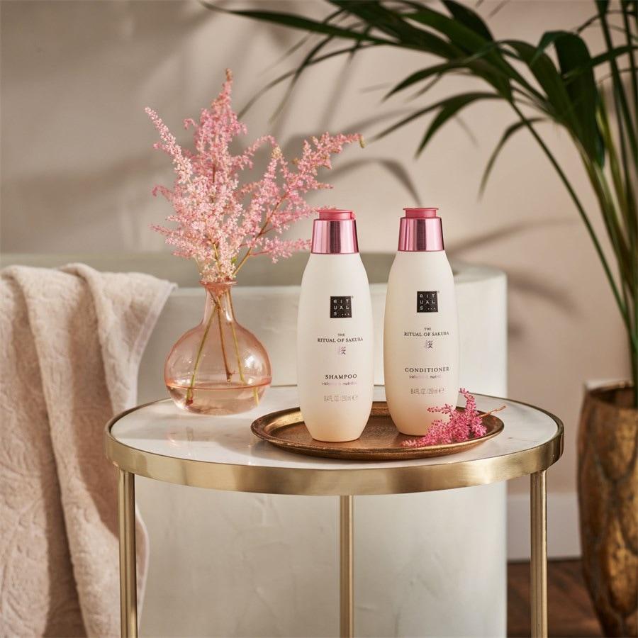 The Ritual Of Sakura Hair Care Value Pack 2023 Von RITUALS