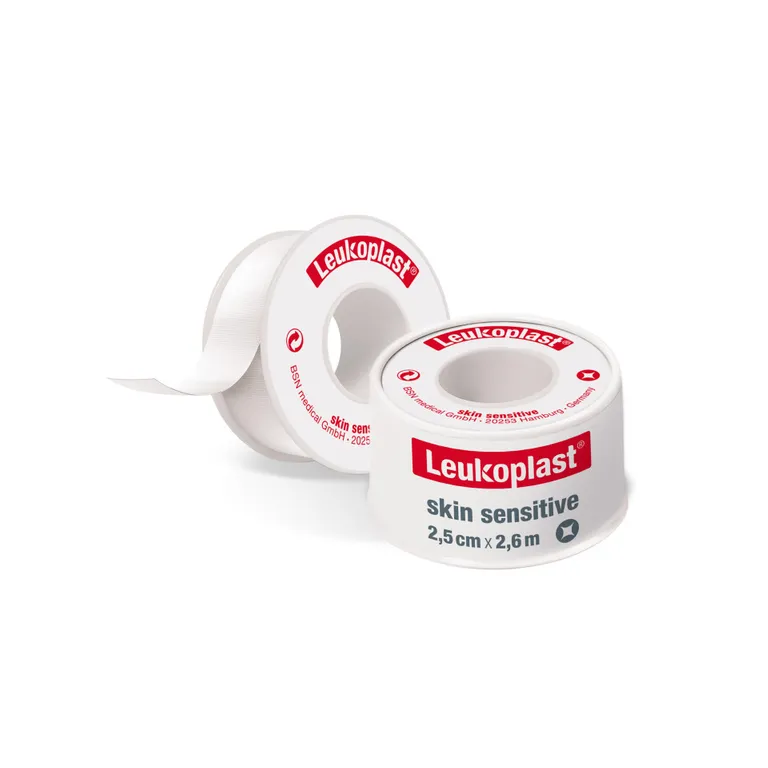 Shopapotheke Leukoplast® Skin Sensitive 2 5 Cm X 2 6 M Mit Schutzring