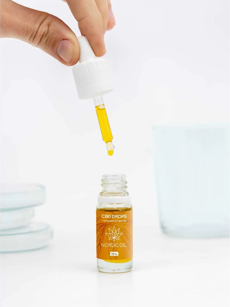 Shopapotheke Nordic Oil CBD ÖL 15% Mit Kurkumin Und Piperin