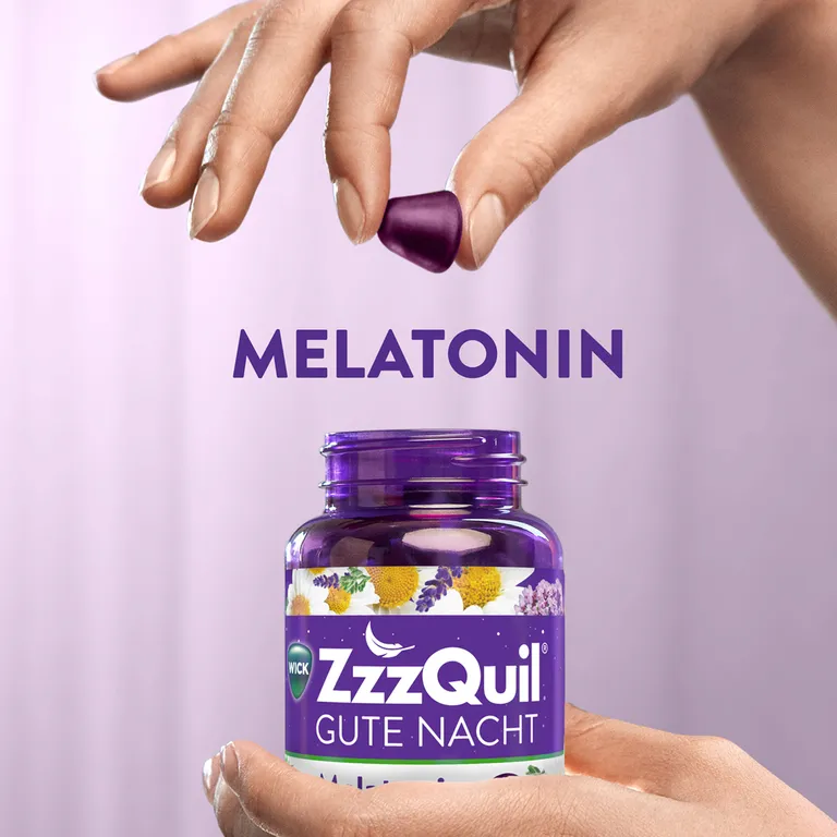 Shopapotheke WICK ZzzQuil® Gute Nacht Einschlafhilfe* Mit Melatonin Waldfrucht