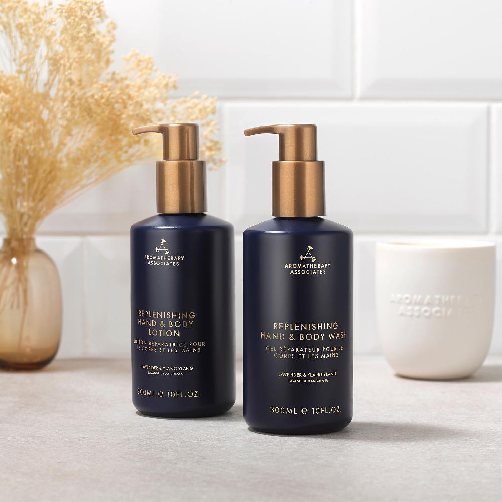 Lookfantastic Aromatherapy Associates Regenerierende Hand Und Bodylotion 300 ml