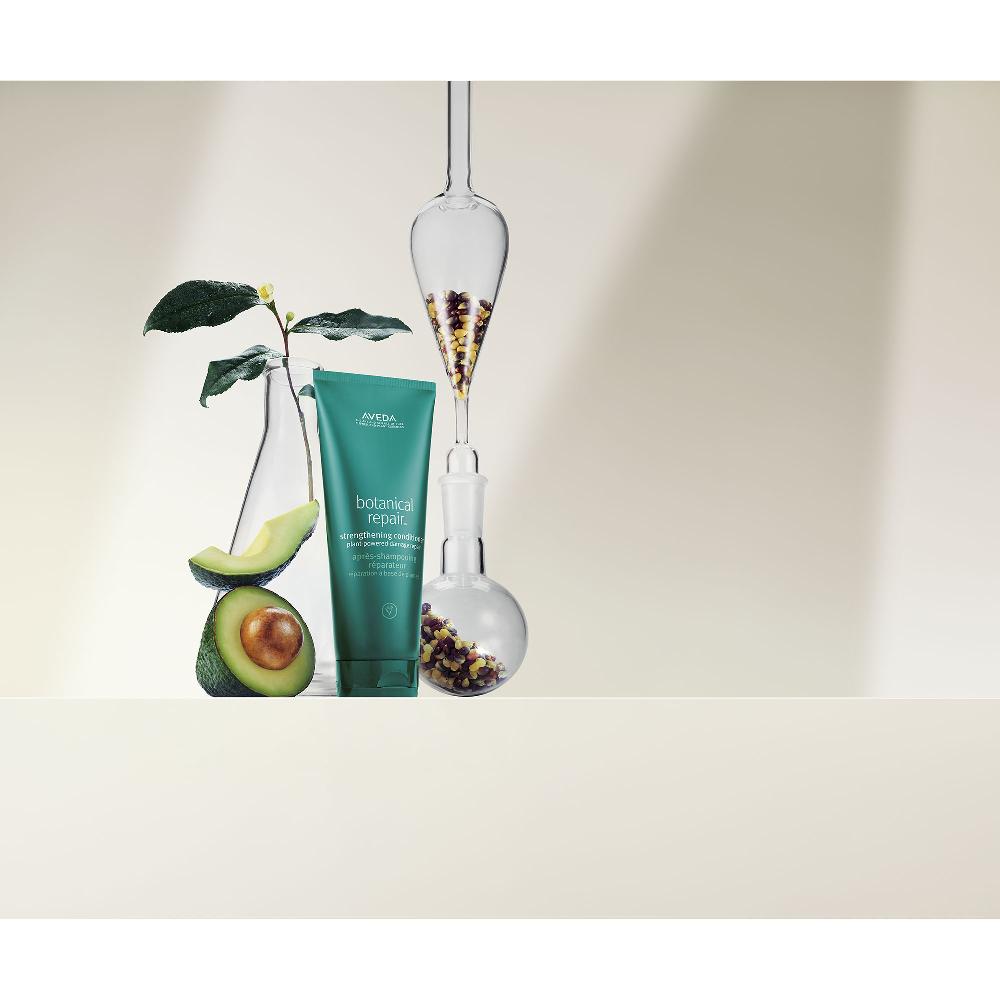 Lookfantastic Aveda Botanical Repair Strengthening Conditioner 200ml