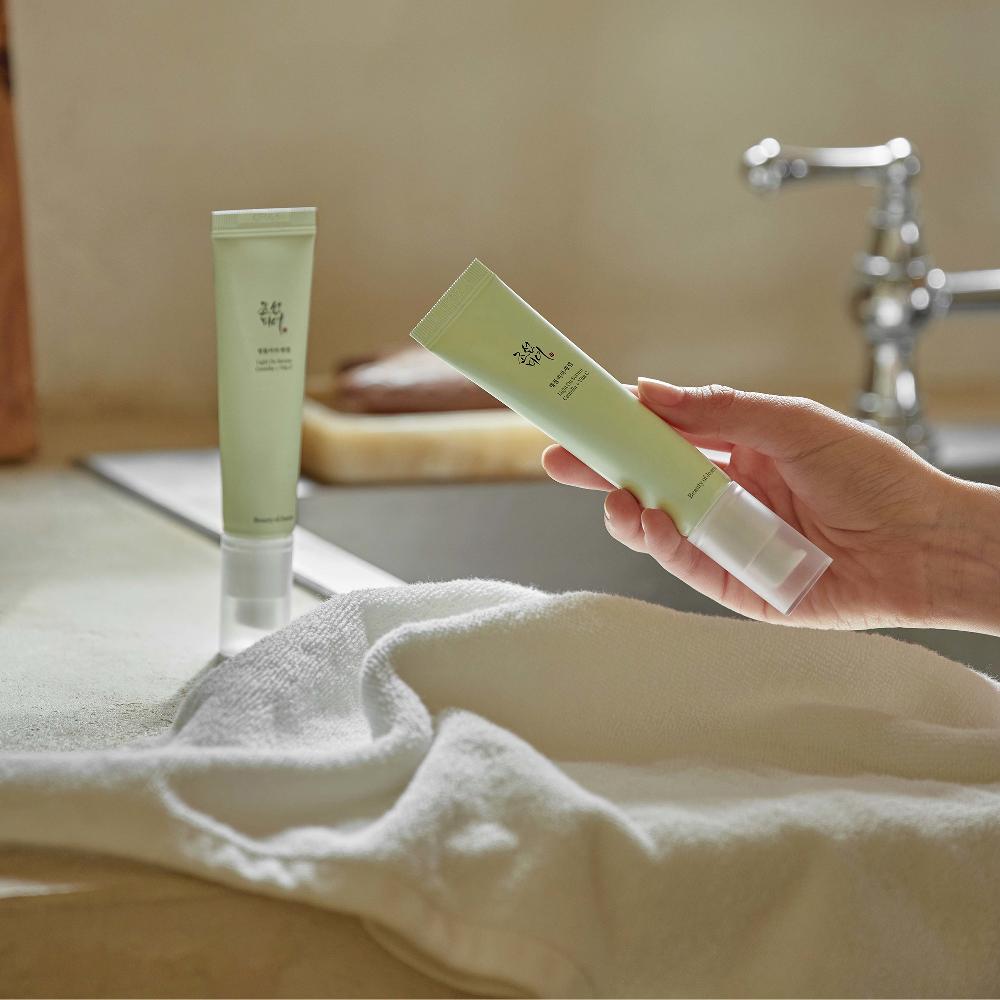 Lookfantastic Beauty Of Joseon Serums Light On Serum With Centella + Vita C 30ml