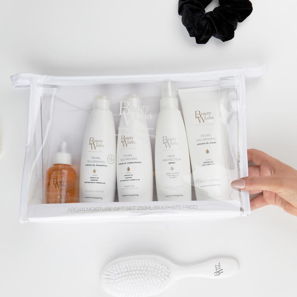 Lookfantastic Beauty Works Geschenk-Set - Argan Moisture Repair (Sulphate Free) 250 ml