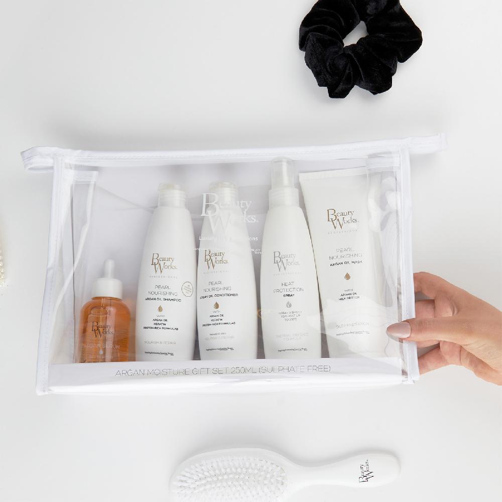 Lookfantastic Beauty Works Geschenk-Set - Argan Moisture Repair (Sulphate Free) 250 ml