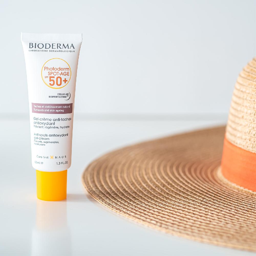 Lookfantastic Bioderma Photoderm Anti-Pigmentierung Und Ti-Falten Sonnenschutz SPF50+ 40ml