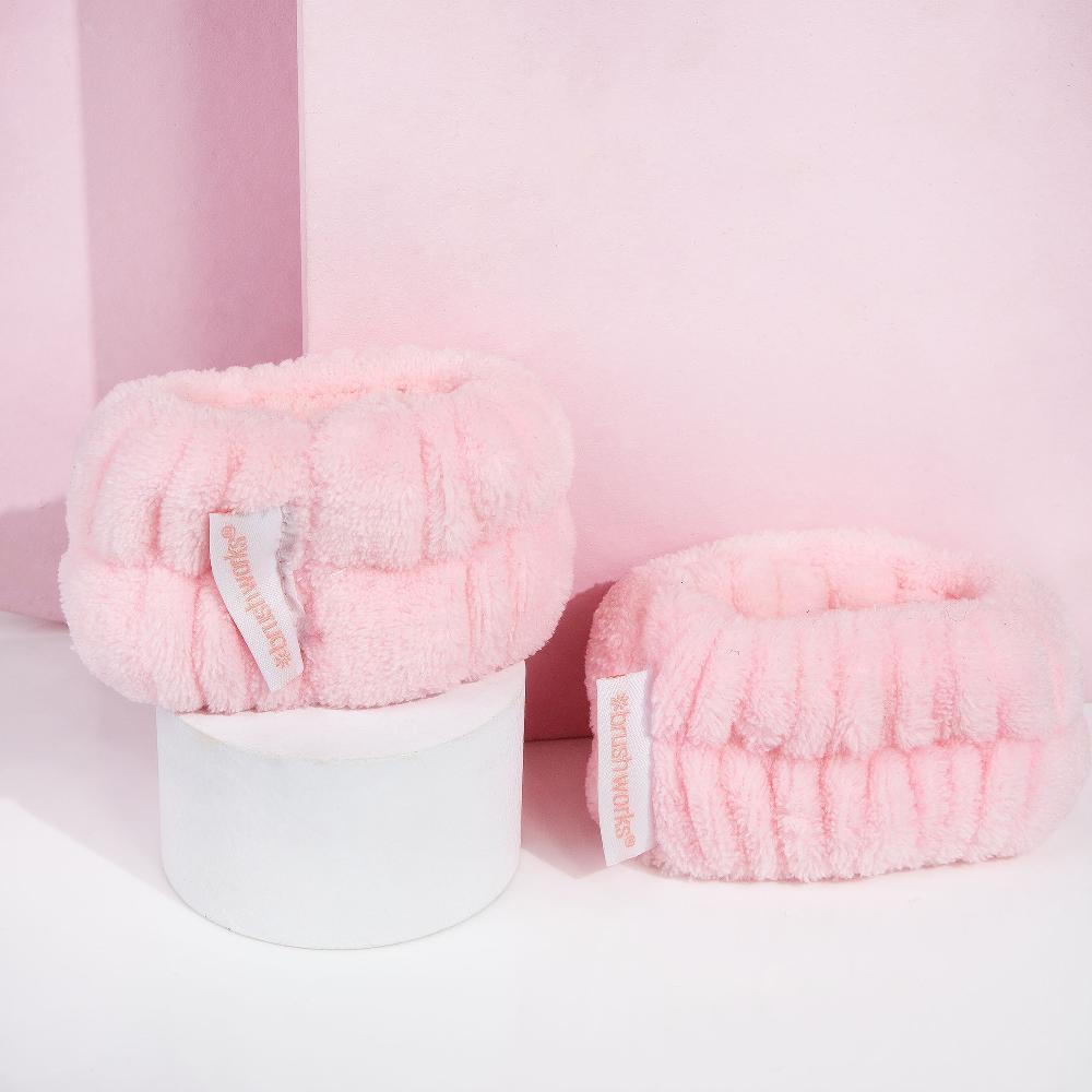 Lookfantastic Brushworks Microfibre Wrist Wash Bands - 2 Pack