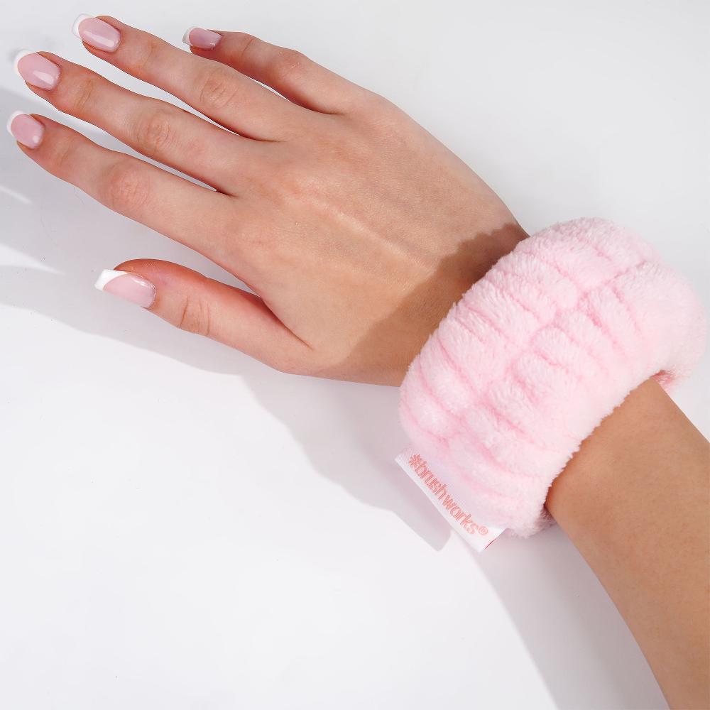 Lookfantastic Brushworks Microfibre Wrist Wash Bands - 2 Pack