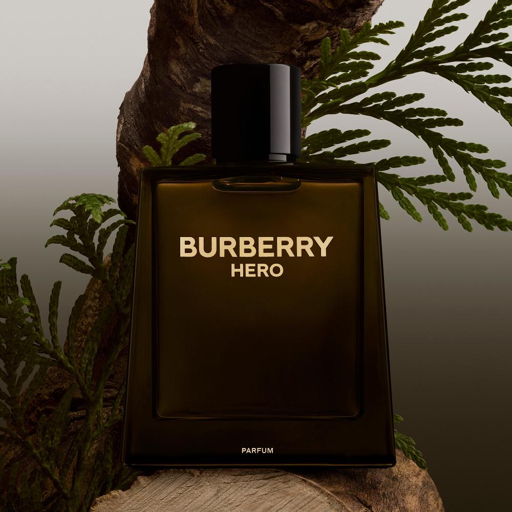 Lookfantastic Burberry Hero Parfum Für Herren 50 ml