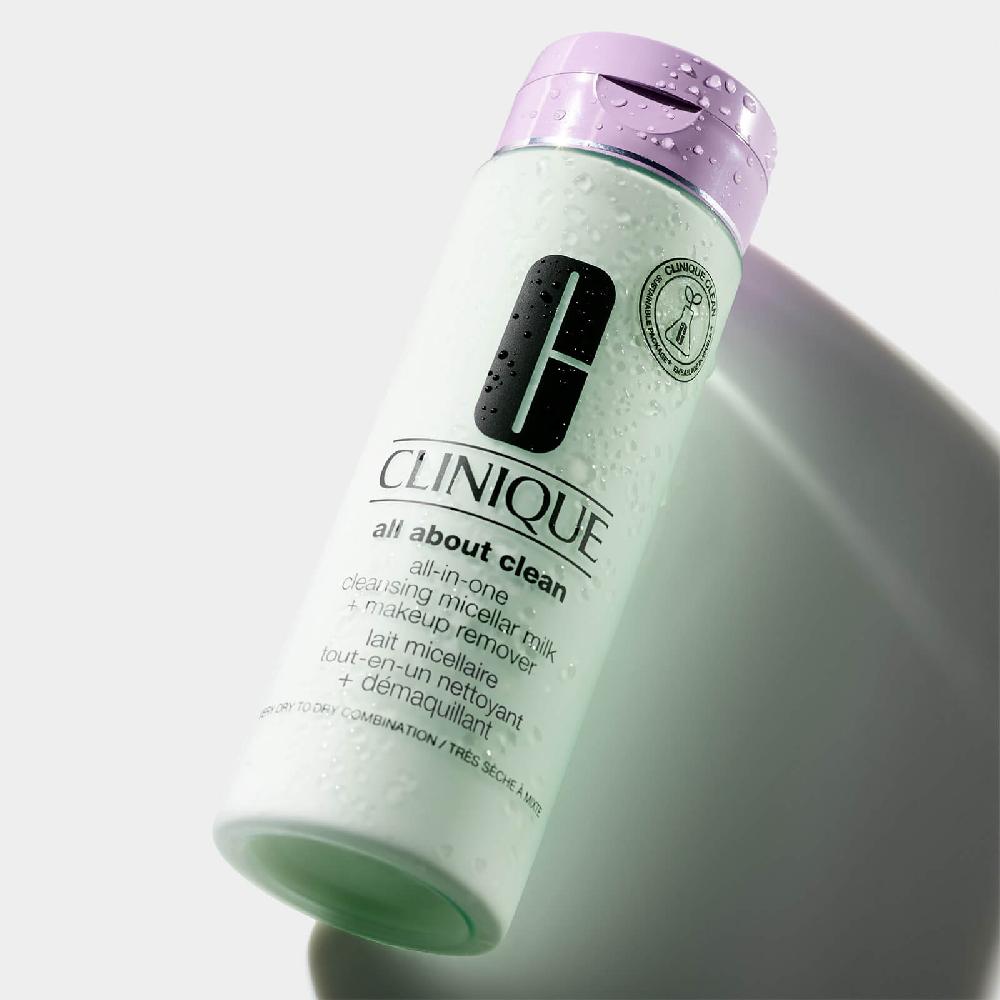 Lookfantastic Clinique All In One Klärende Mizellen-Milch Für Trockene Haut/Mischhaut 200 ml