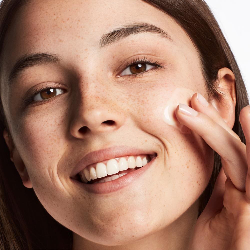 Lookfantastic Clinique Dramatically Different Feuchtigkeitsgel 125ml Mit Pumpe