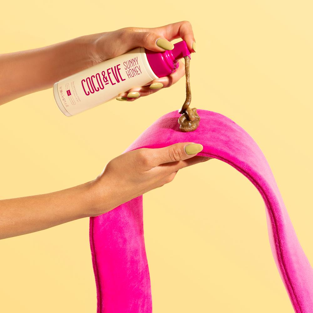 Lookfantastic Coco & Eve Sunny Honey Rückenbräunungsapplikator