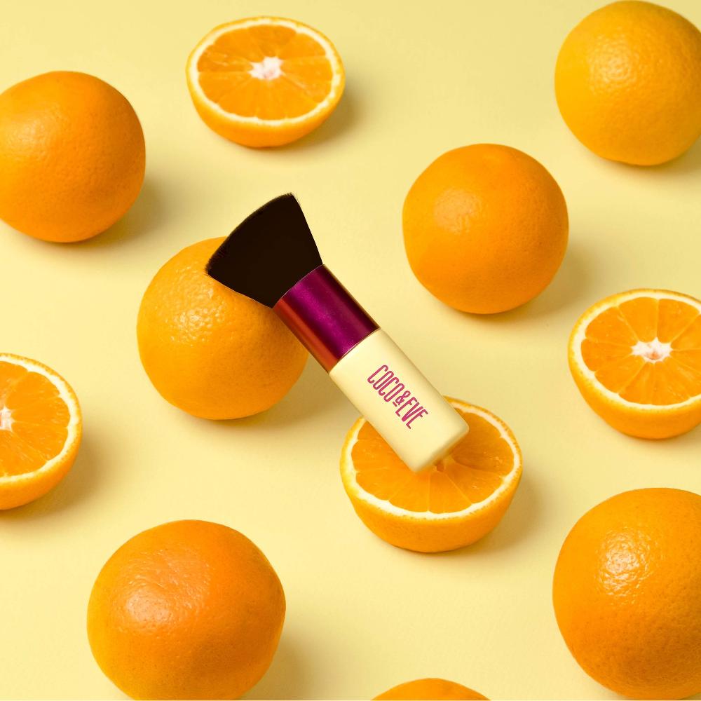 Lookfantastic Coco & Eve Veganer Kabuki-Selbstbräunungspinsel