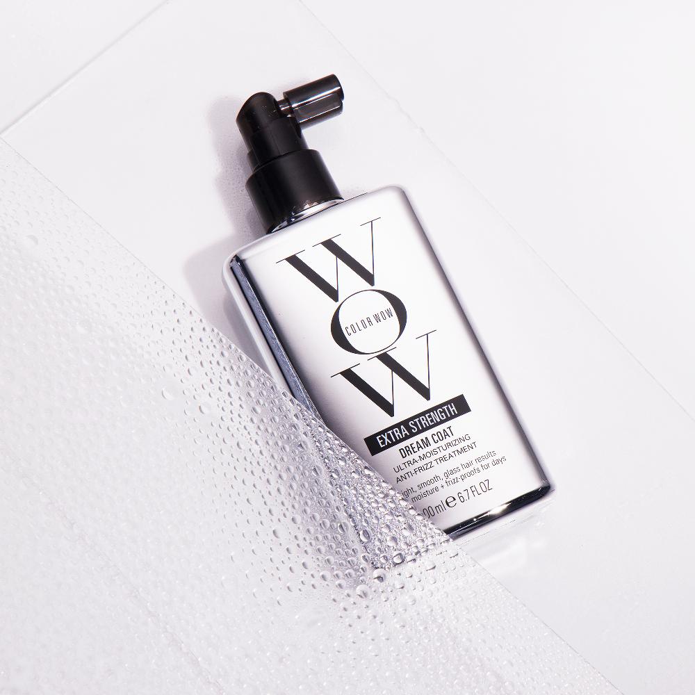 Lookfantastic Color WOW Extra Strength Dream Coat Ultra Feuchtigkeitsspendende Anti-Frizz-Behandlung 200 ml