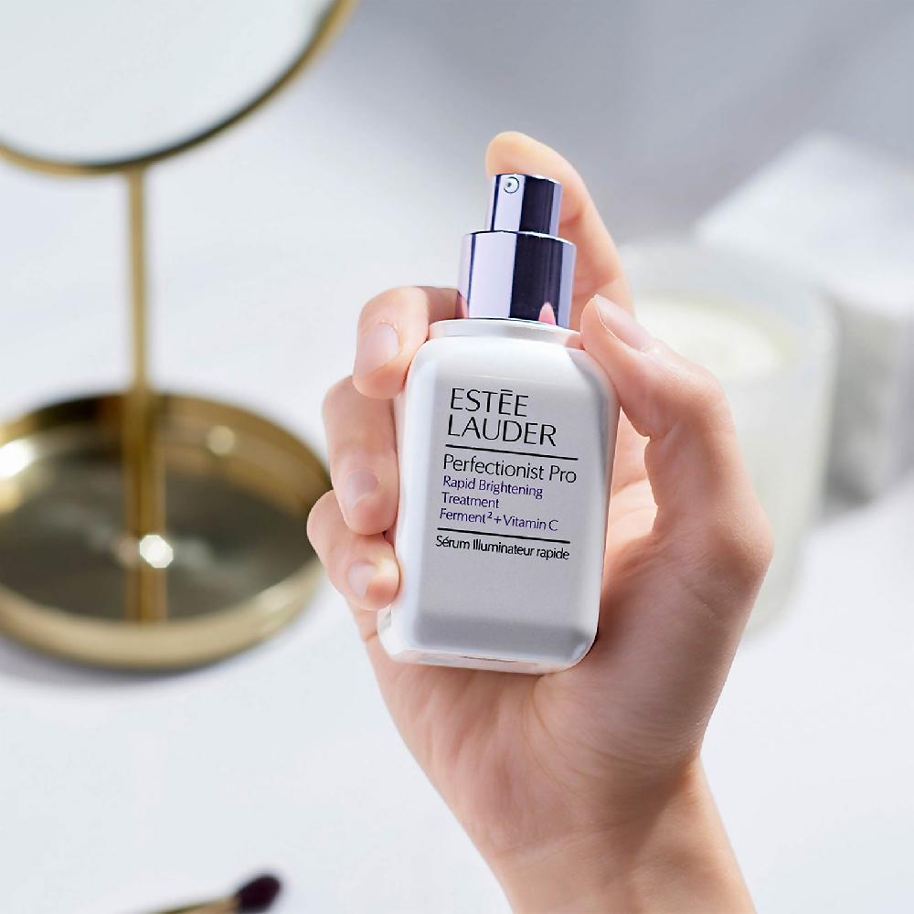 Lookfantastic Estée Lauder Perfectionist Pro Rapid Brightening Treatment With Ferment² + Vitamin C - 1 Oz