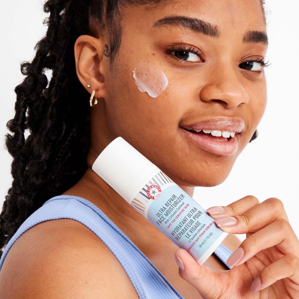 Lookfantastic First Aid Beauty Ultra Repair Feuchtigkeitspflege (50ml)