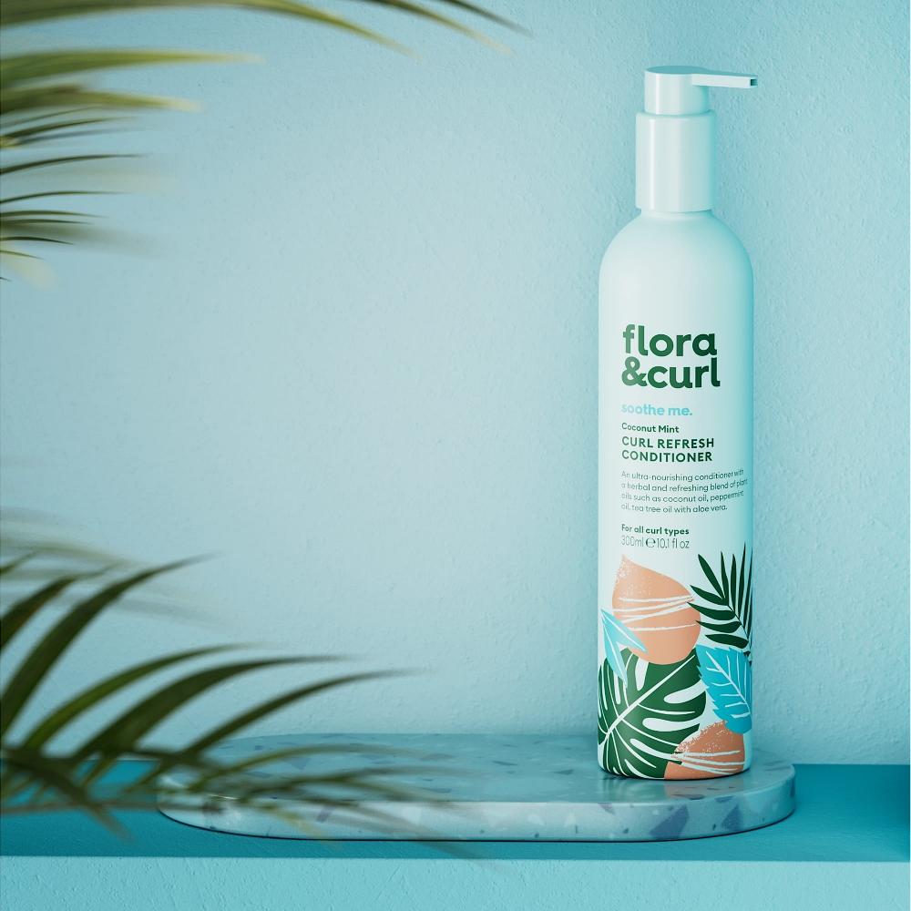 Lookfantastic Flora & Curl Coconut Mint Curl Refresh Conditioner 300ml