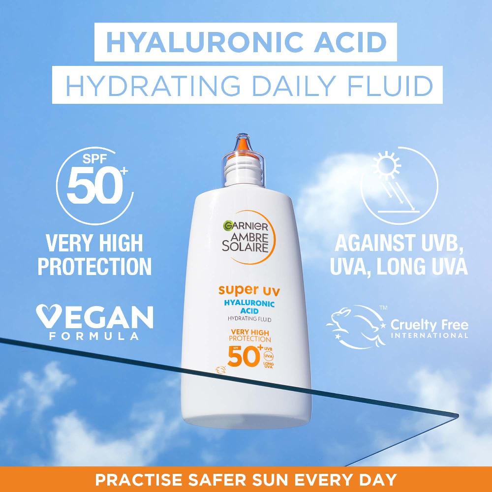 Lookfantastic Garnier Ambre Solaire Ultra-Light Sensitive Sonnenschutz-Gesichtsfluid LSF 50+ 40 ml