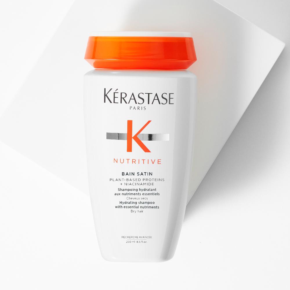 Lookfantastic Kérastase Nutritive Bain Satin Feuchtigkeitsspendendes Shampoo Für Trockenes Haar 250 ml