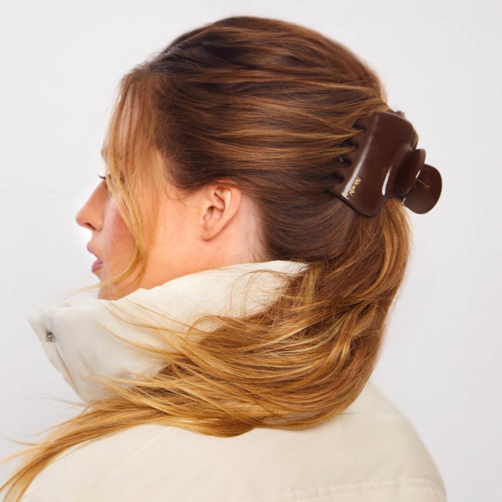 Lookfantastic Kitsch Recycled Plastic Puffy Claw Clip - Chocolate 20g