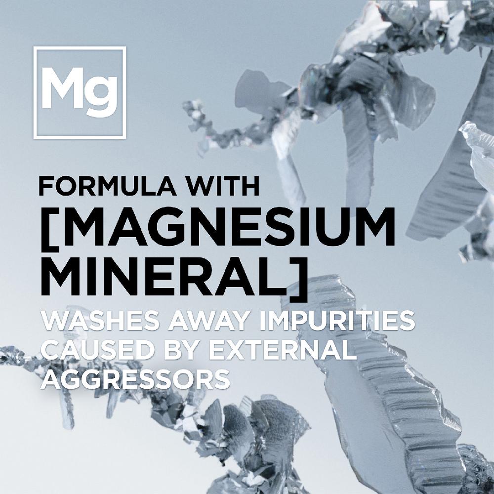 Lookfantastic L'Oréal Paris Men Expert Magnesium Defence Duschgel 300 ml