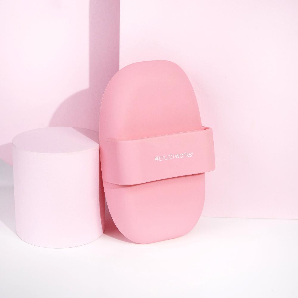 Lookfantastic Brushworks Brush Cleaner Palette