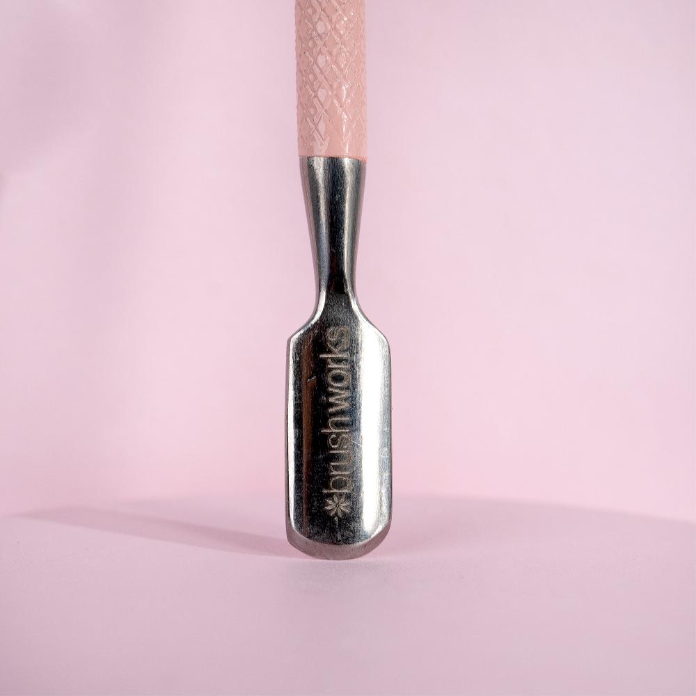 Lookfantastic Brushworks Cuticle Pusher