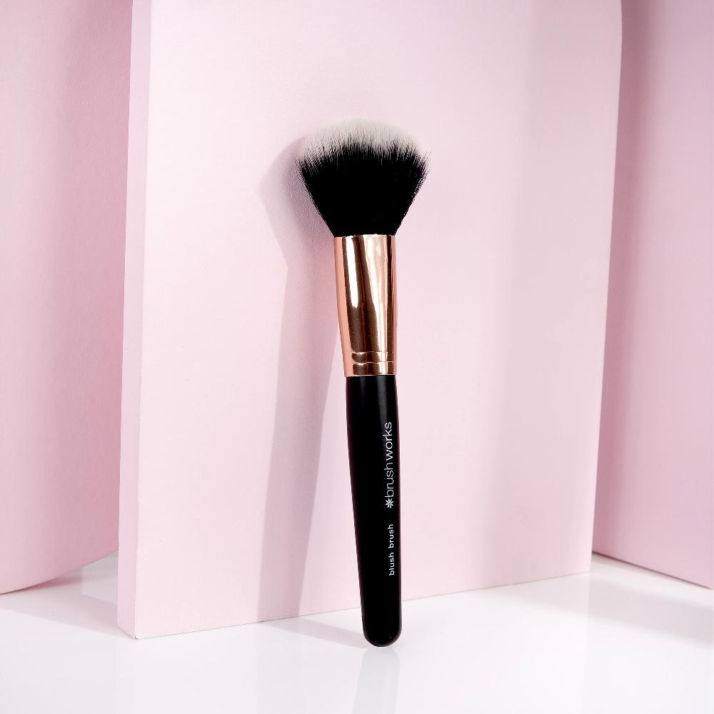 Lookfantastic Brushworks Rougepinsel