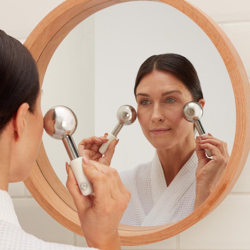 Lookfantastic ESPA Cryotherapy Globes